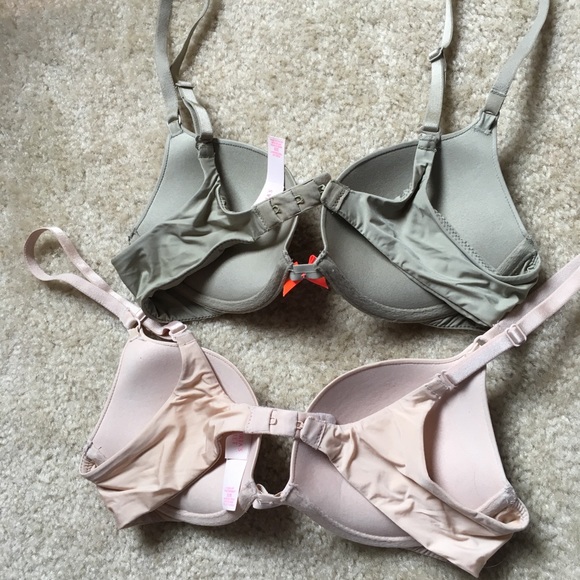 5 Victoria’s Secret Bras - Picture 4 of 8